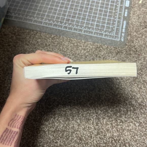 Bud, Not Buddy paperback book by Christopher Paul Curtis - Picture 9 of 9